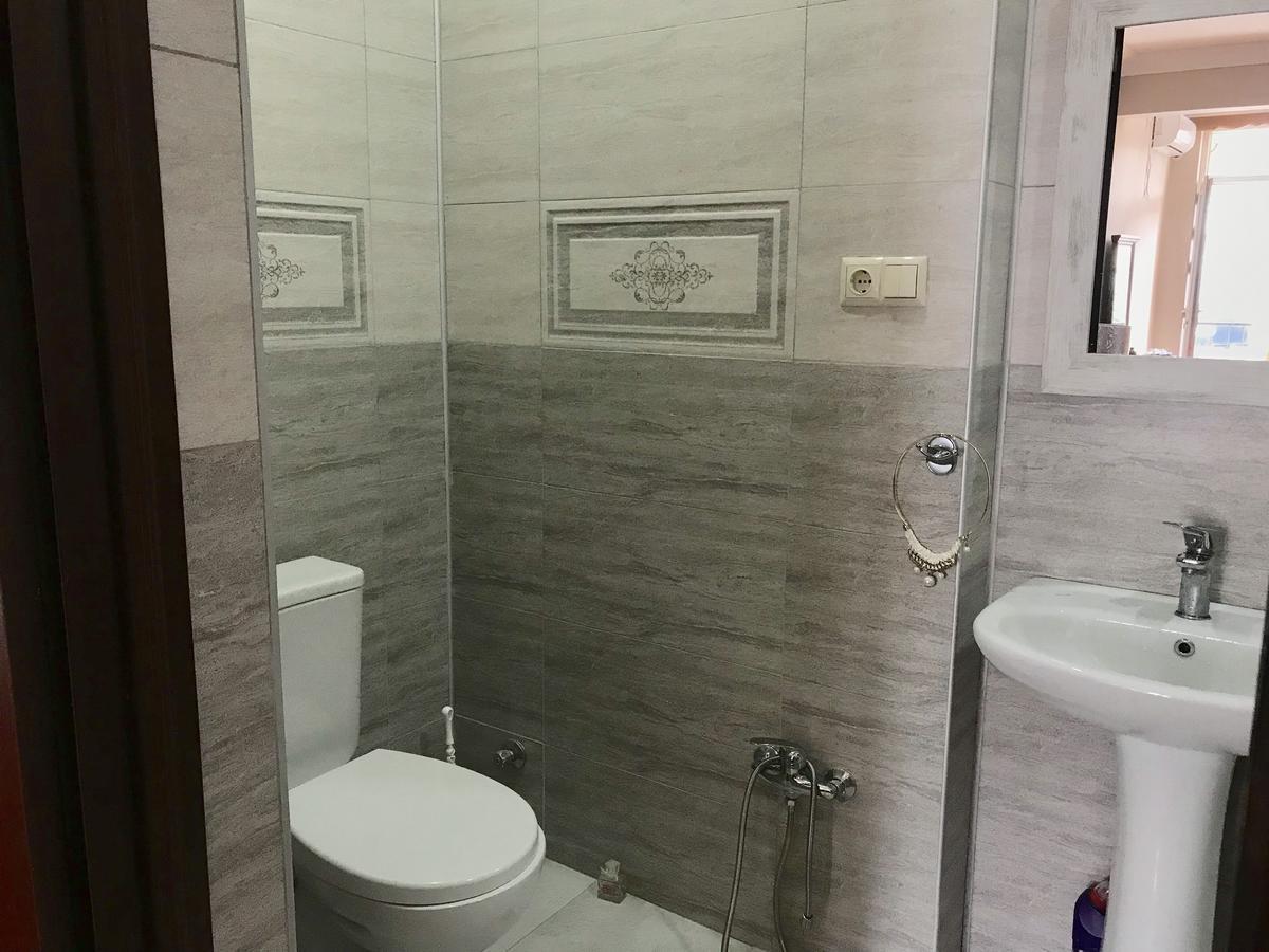 Guest House Kartvelishvili Батумі Екстер'єр фото